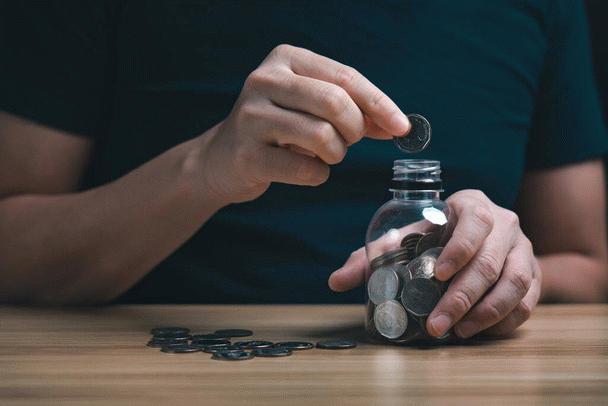 saving-money-پس انداز